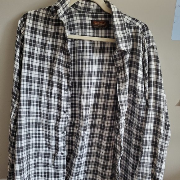 Oversized Black and White Flannel - Picture 4 of 6